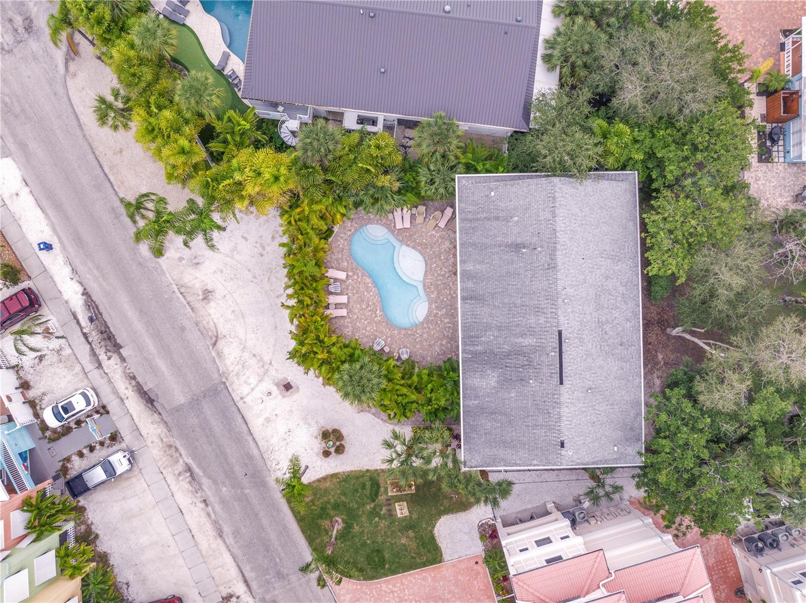 SARASOTA BEACH - Residential