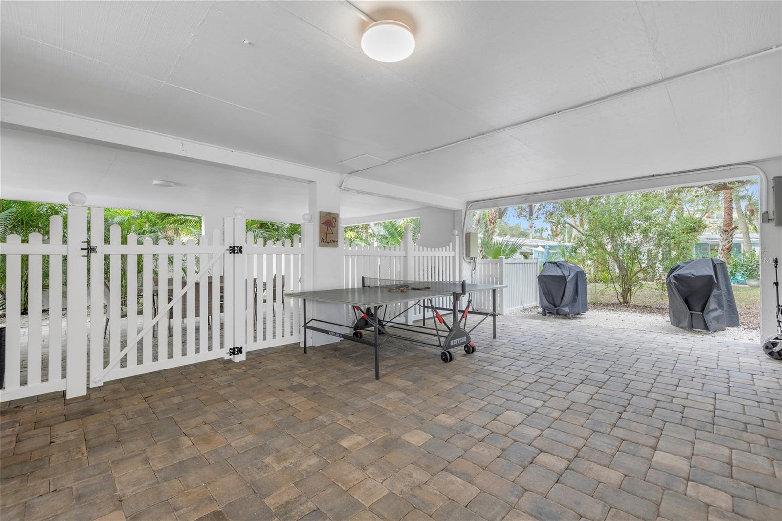 SARASOTA BEACH - Residential