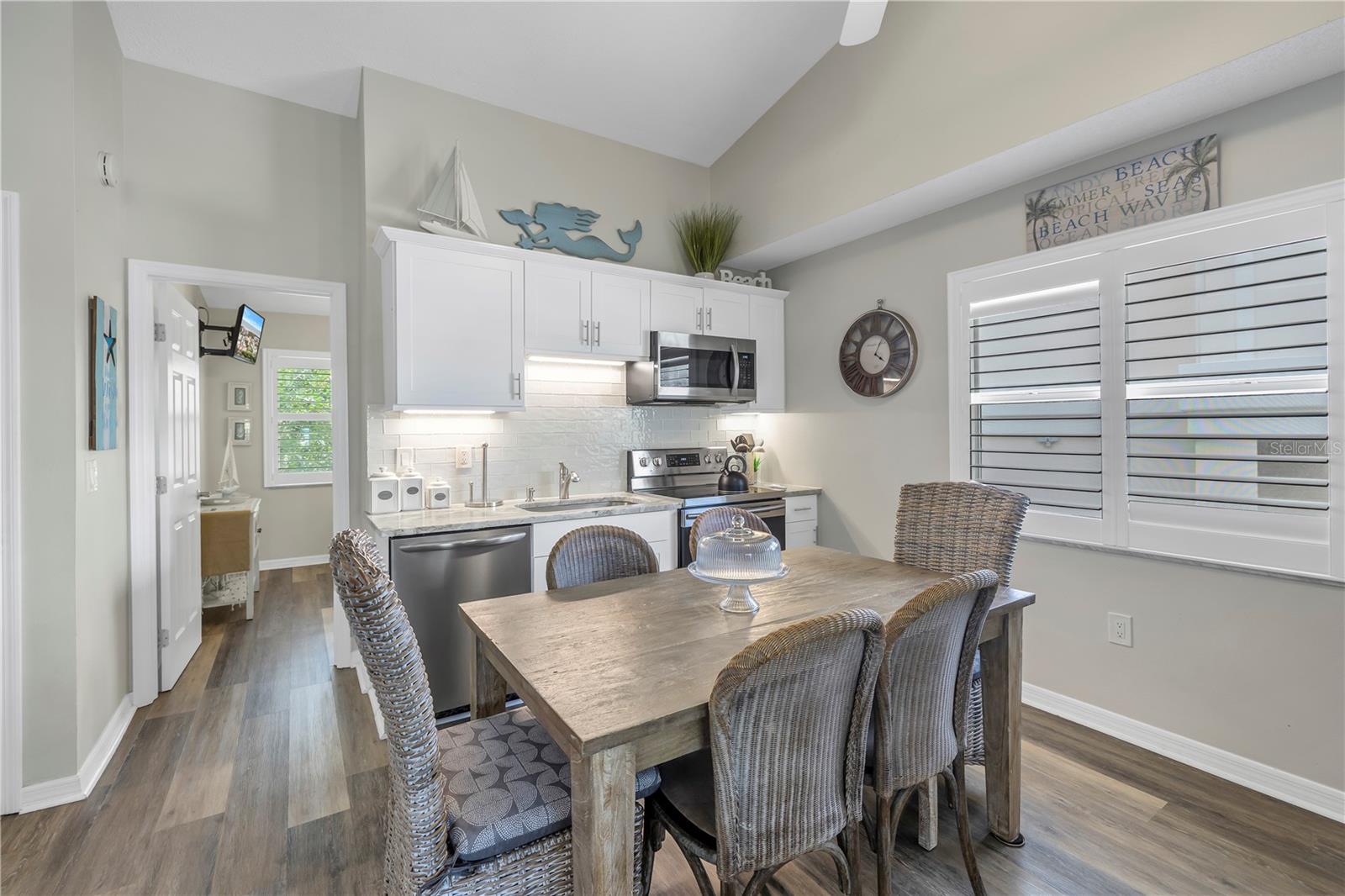 SARASOTA BEACH - Residential