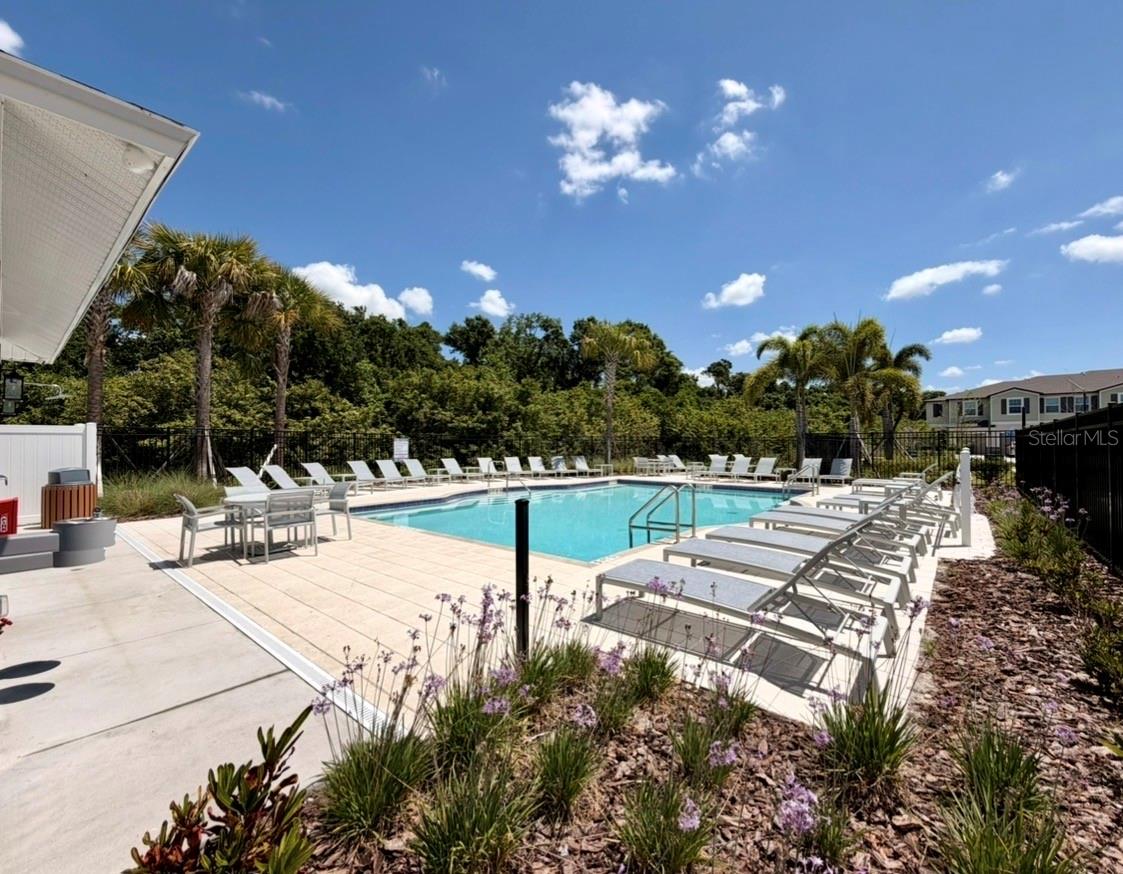 TOWNHOMES AT SOUTHSHORE COMMUNITY - Residential