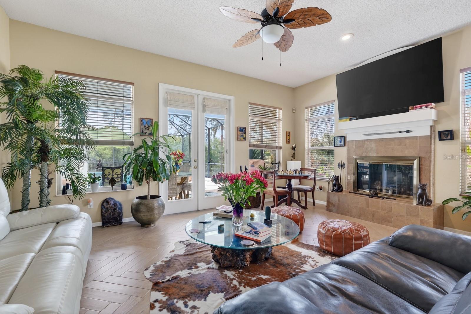 HAMMOCK DUNES - Residential