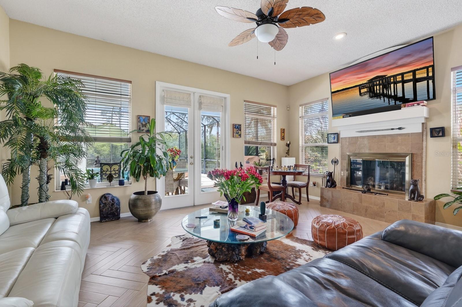 HAMMOCK DUNES - Residential