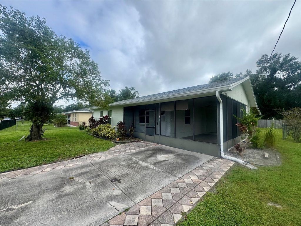 Photo of 418 N 16th Avenue, Arcadia, FL 34266 (MLS # A4668186)