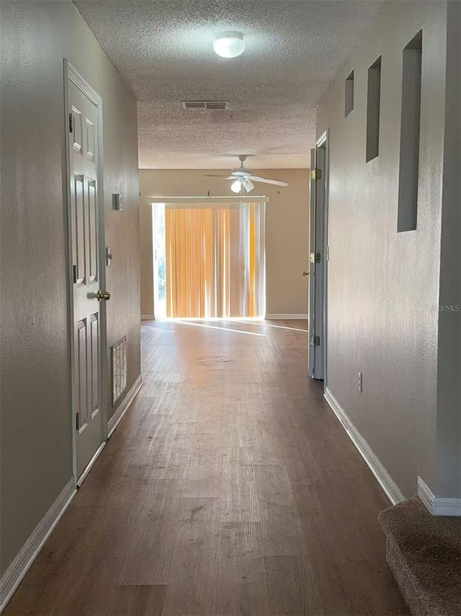 1206 N FAIRWAY DRIVE S