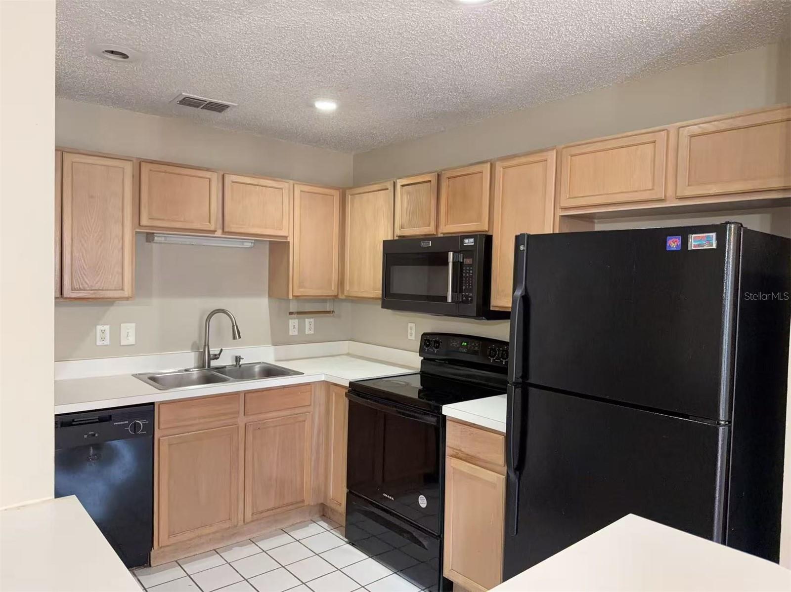 1206 N FAIRWAY DRIVE S