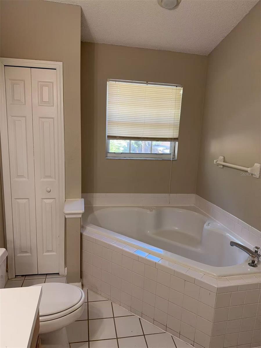 GREENBROOK VILLAS AT ERROL ESTATES 01 - Residential