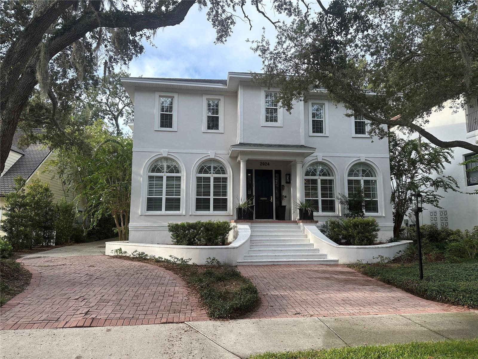 This home is nestled in the charming Bayshore Beautiful neighborhood and offers an exquisite blend of comfort, style, and a touch of elegance, creating the perfect environment for modern living. As you step inside, you'll be greeted by a warm and inviting ambiance. The thoughtfully designed living spaces abound with natural light, creating an atmosphere of spaciousness and tranquility. The open floor plan allows for seamless flow between rooms, making it ideal for both everyday living and hosting gatherings with friends and family.
The well-appointed kitchen is a hub of culinary creativity, featuring stainless appliances, full wine refrigerator, ice-maker, gas stove and plenty of counter space to inspire your inner chef. From casual breakfasts to elaborate dinner parties, this space effortlessly accommodates your culinary endeavors. The downstairs also offers a bedroom that could be used as an office or den. The owners retreat and 3 additional bedrooms are on the second floor. The pool area offers a serene retreat where you can relax, entertain guests, or simply soak up the sunshine. Beyond the comforts of the home, you'll find yourself immersed in the vibrant Bayshore Beautiful neighborhood. Explore the nearby parks, take a leisurely stroll on Bayshore, or discover the delightful local shops and eateries that add character to this welcoming community.