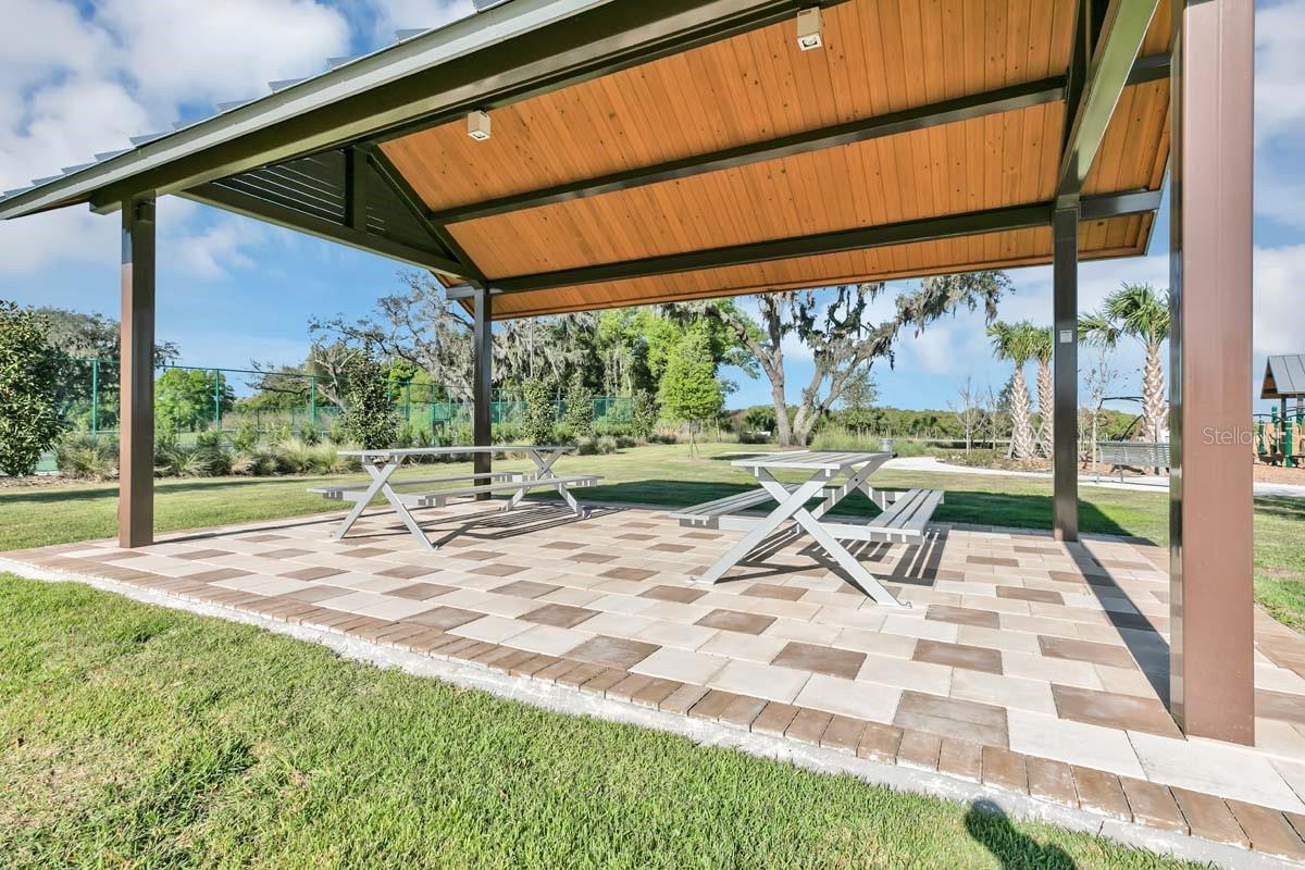 TOHOQUA 32S - Residential