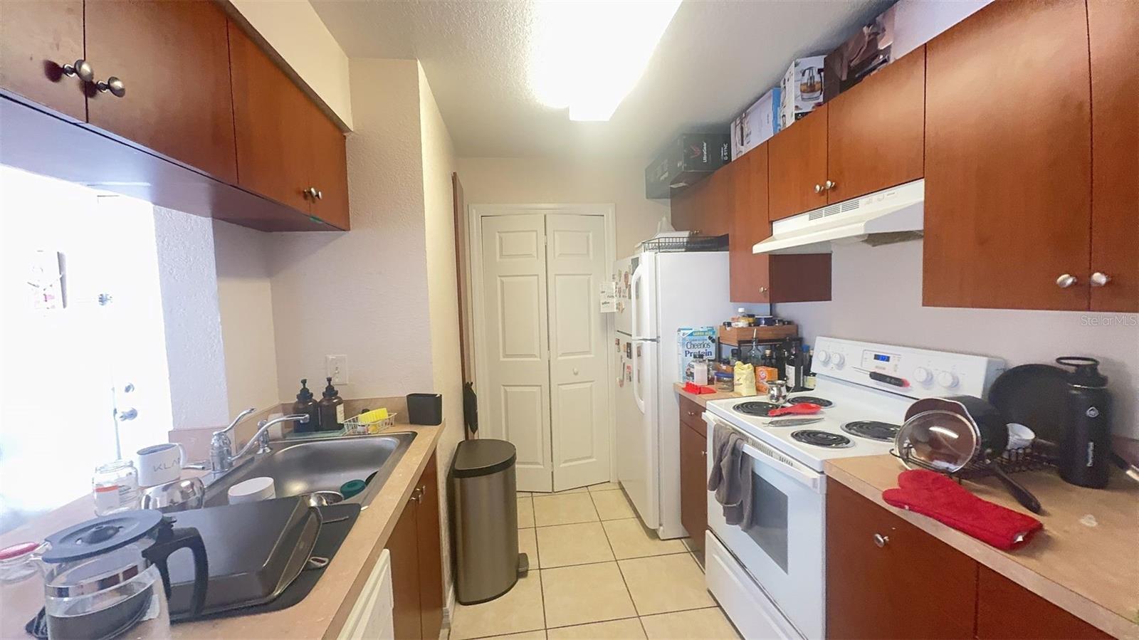 2550 N ALAFAYA TRAIL 2111