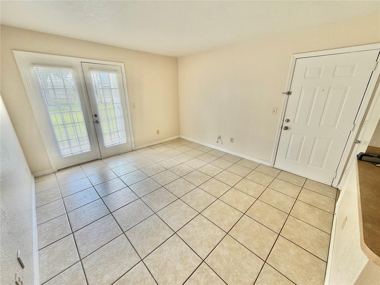 2550 N ALAFAYA TRAIL 2111
