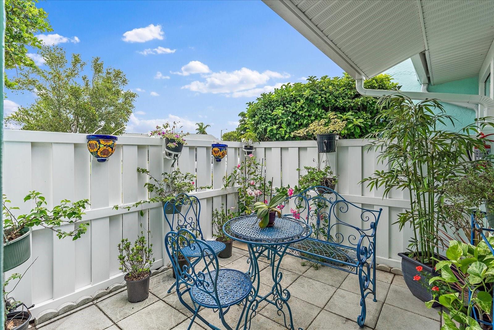 CORTEZ VILLAS CONDO 12 PH B - Residential