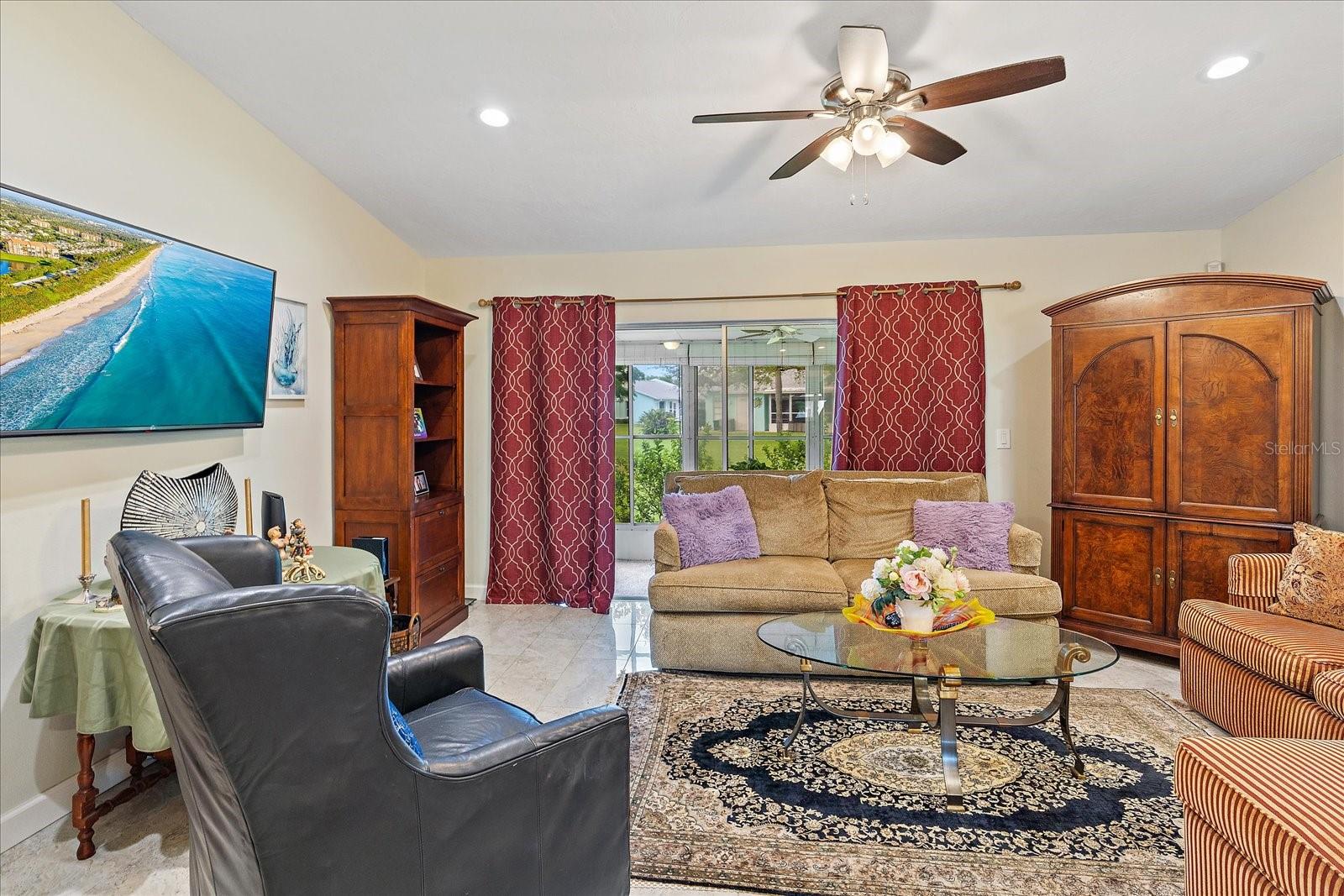 CORTEZ VILLAS CONDO 12 PH B - Residential