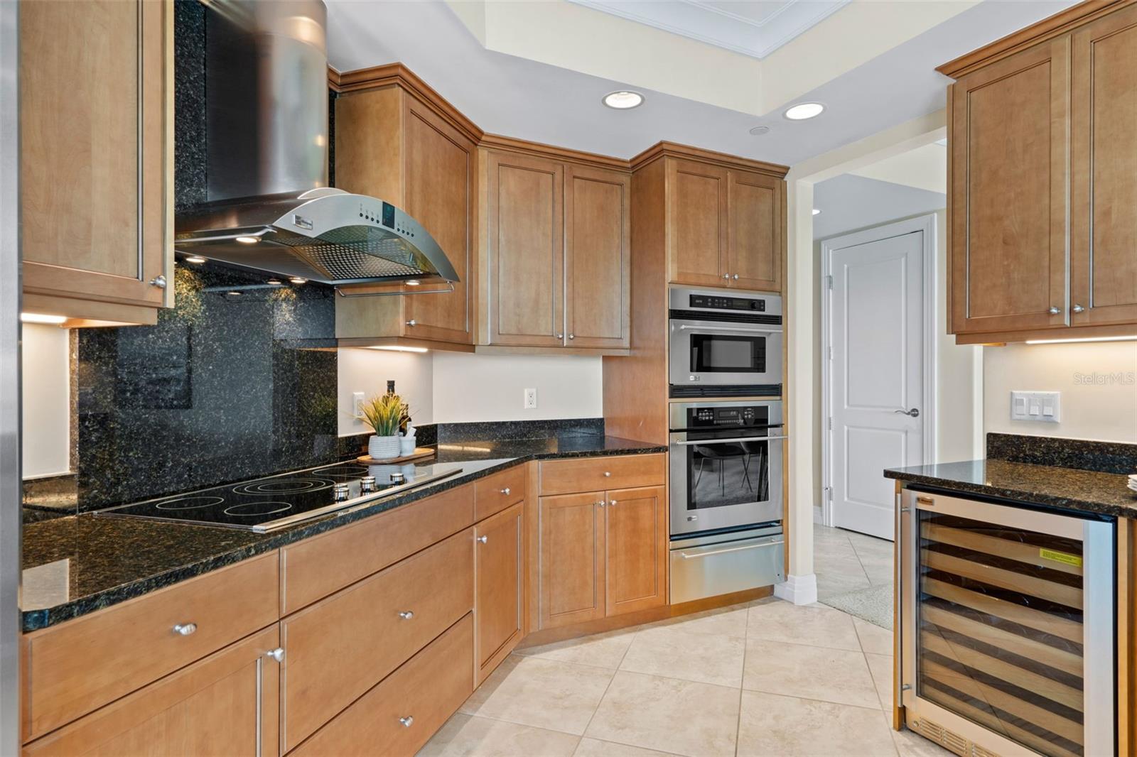 400 BEACH DRIVE CONDO - Residential