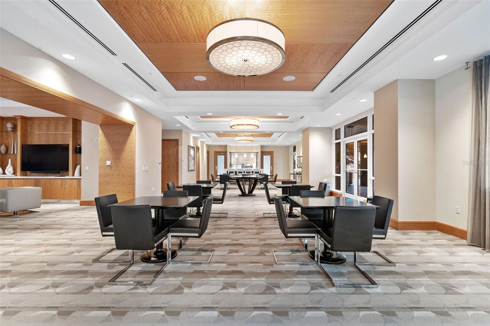 400 BEACH DRIVE CONDO - Residential