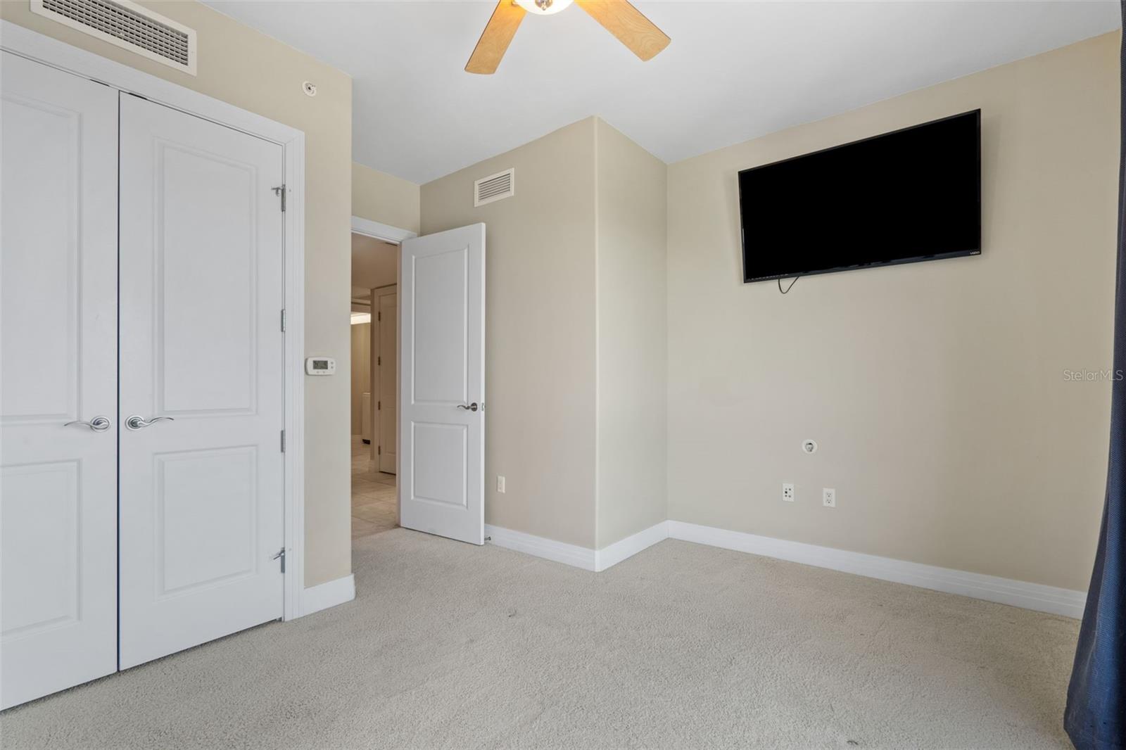 400 BEACH DRIVE CONDO - Residential