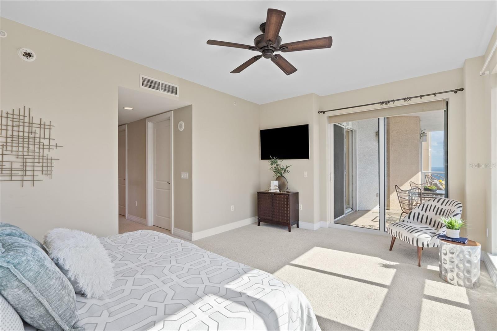 400 BEACH DRIVE CONDO - Residential