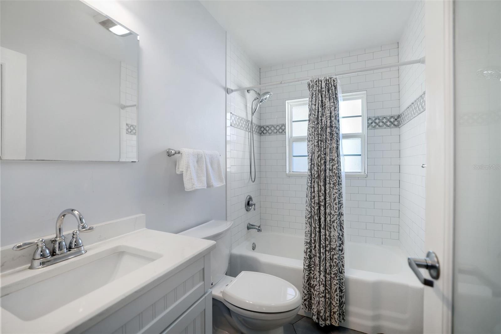 BAY TERRACE ADD - Residential