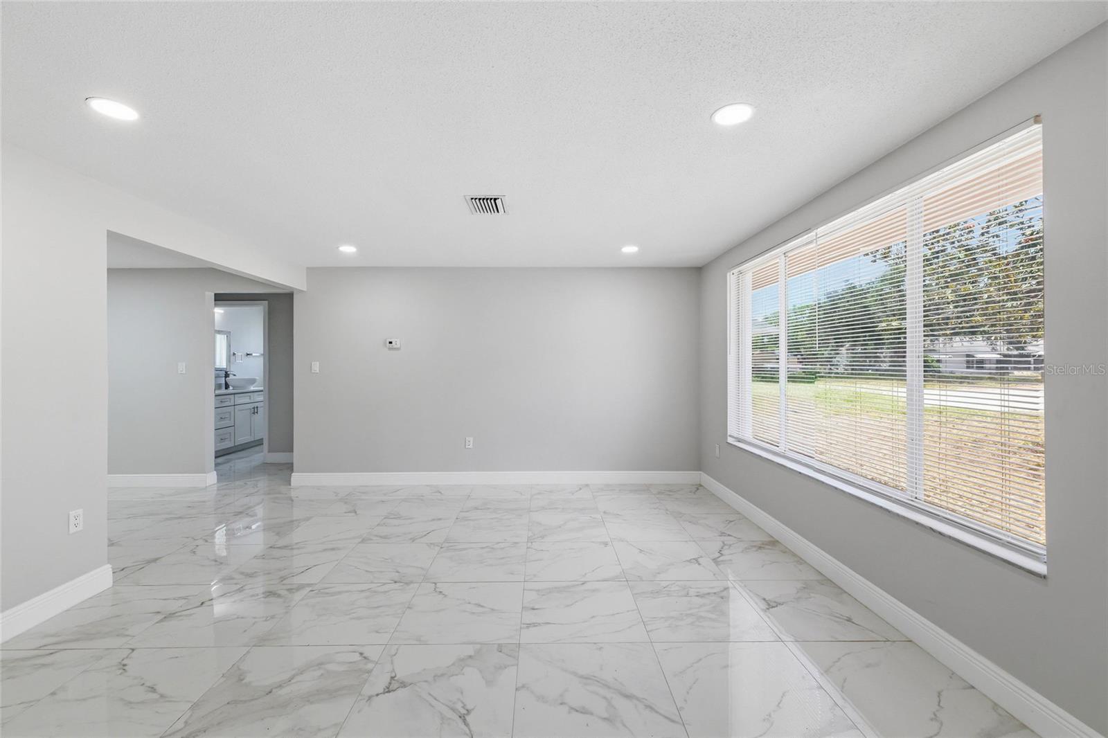 JASMINE LAKES - Residential