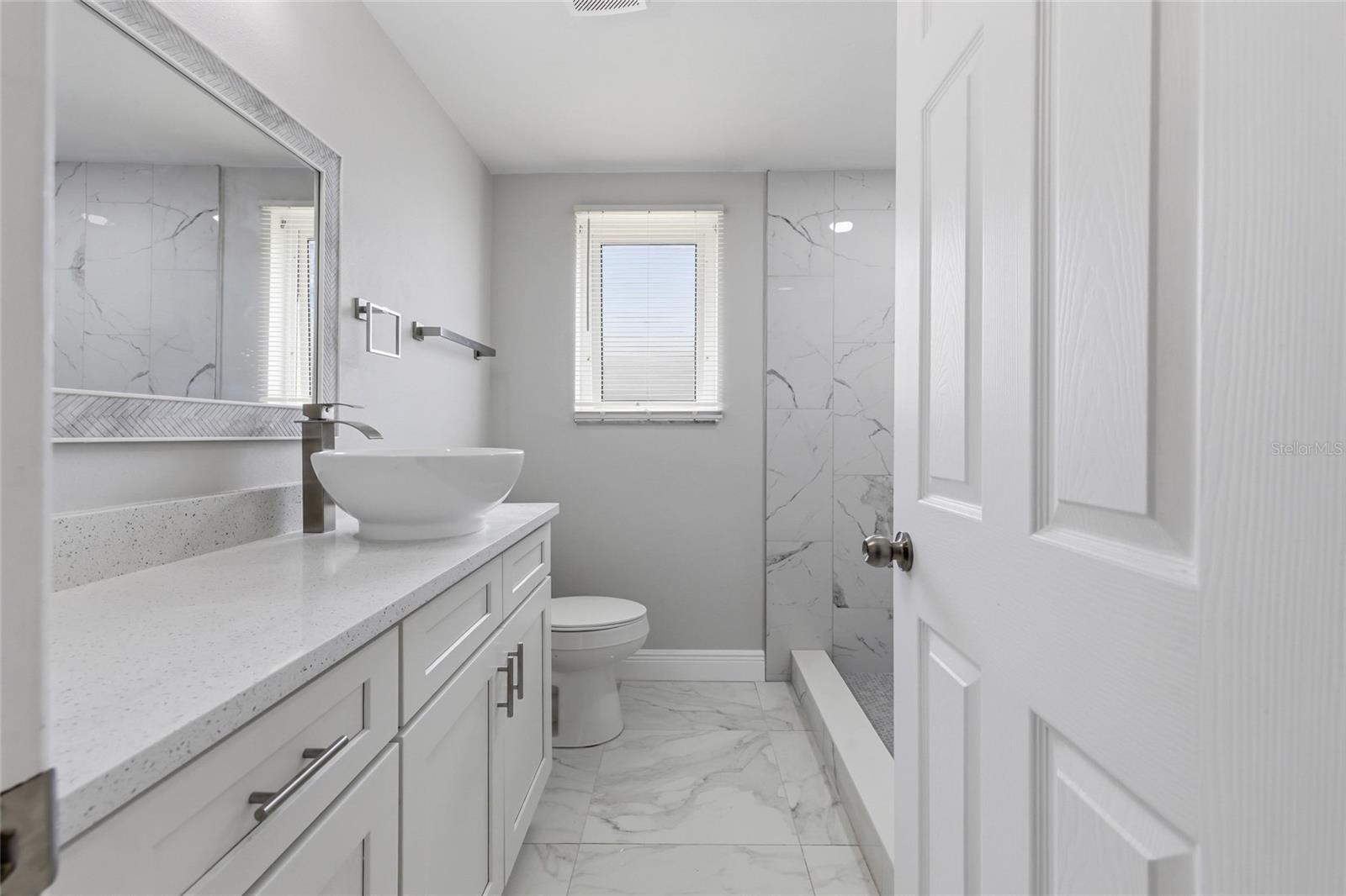 JASMINE LAKES - Residential