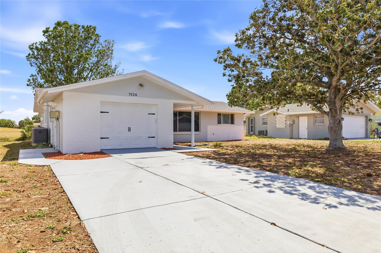 JASMINE LAKES - Residential
