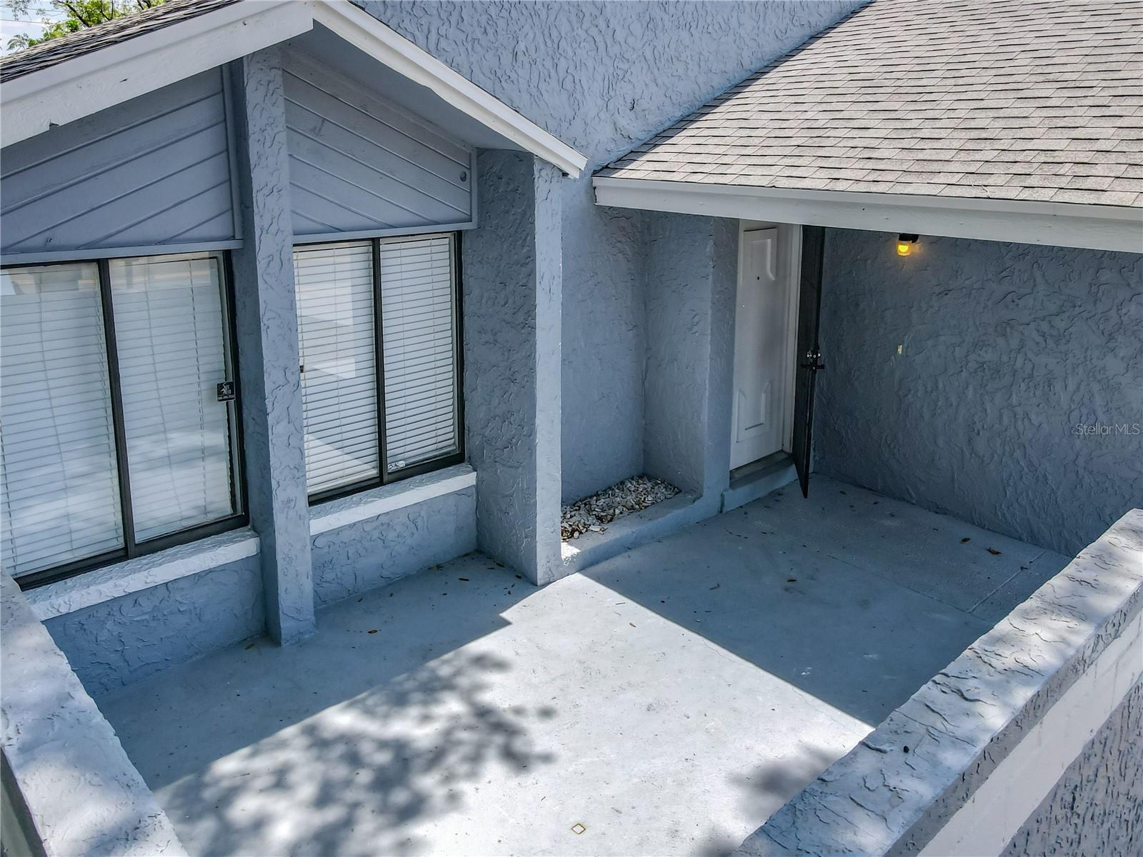 2253 ATRIUM CIRCLE