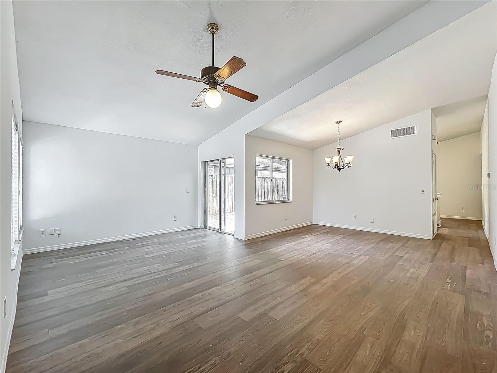 2253 ATRIUM CIRCLE