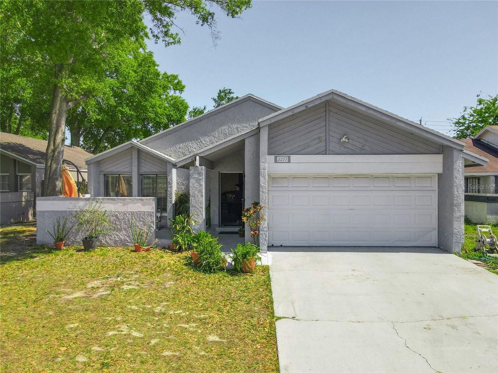listing image 0