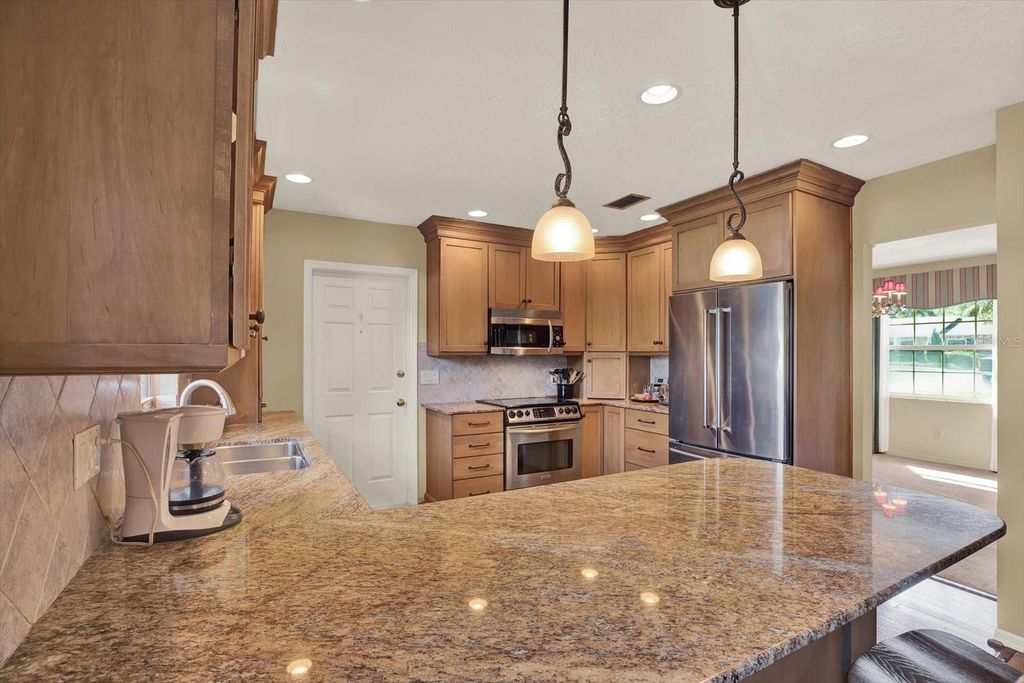 Photo of 610 S Sylvan Drive, Brandon, FL 33510 (MLS # W7879186)