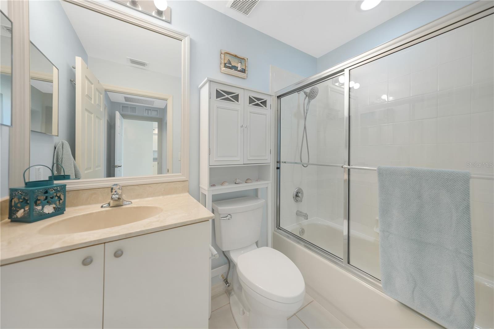 HARBOR TOWERS AT BURNT STORE - Residential