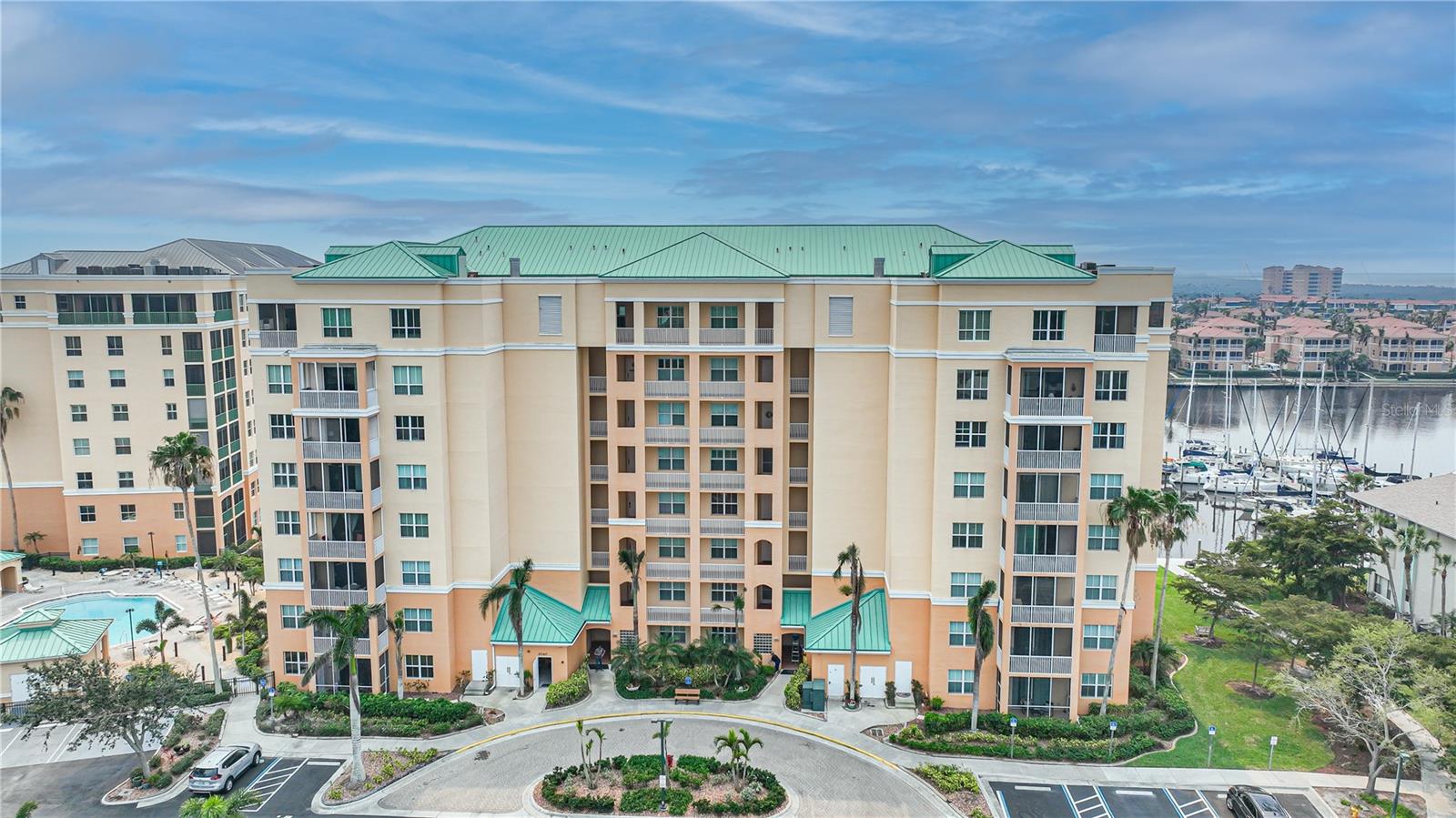 HARBOR TOWERS AT BURNT STORE - Residential