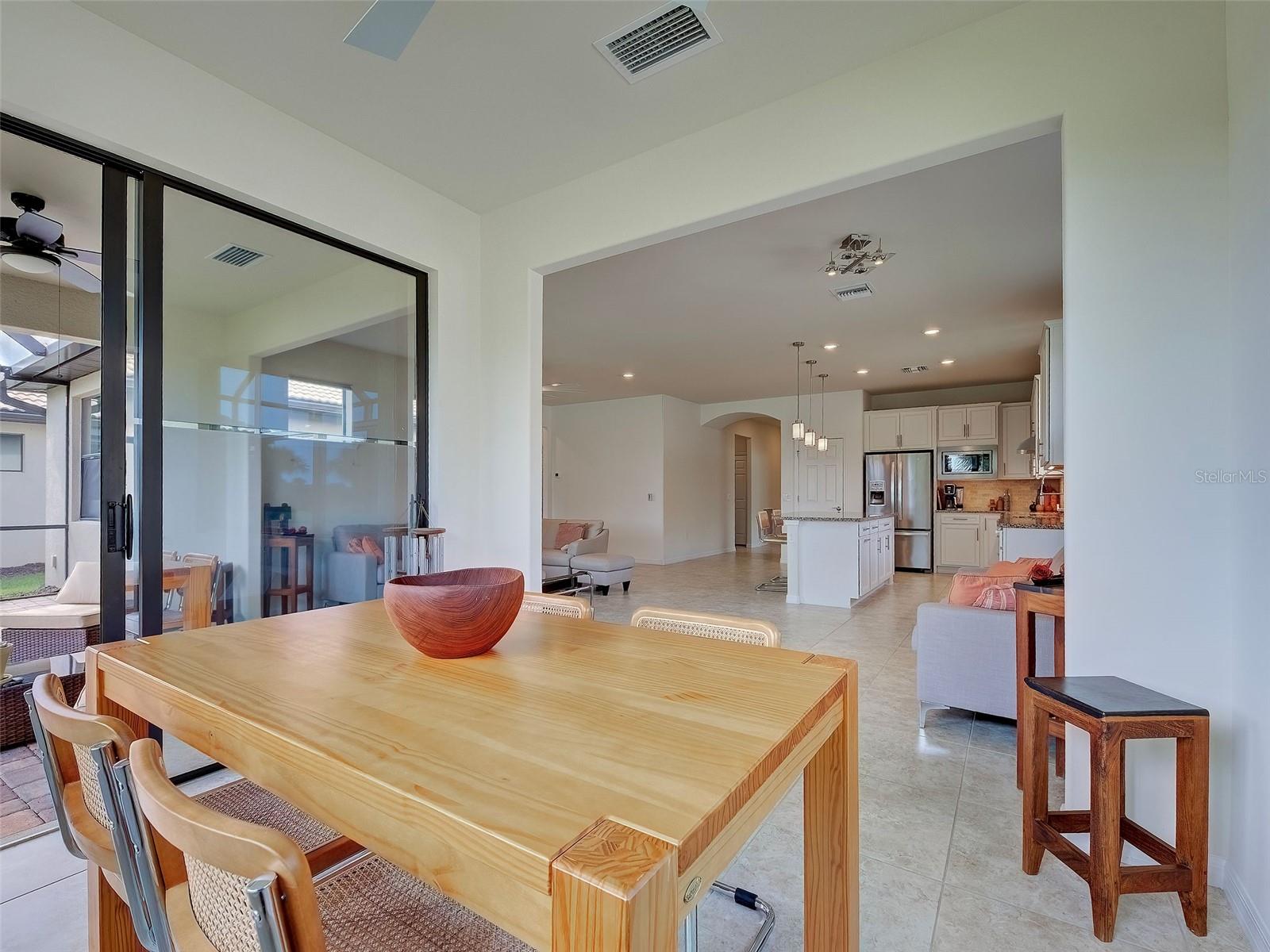 ISLANDWALK/THE WEST VLGS PH 5 - Residential