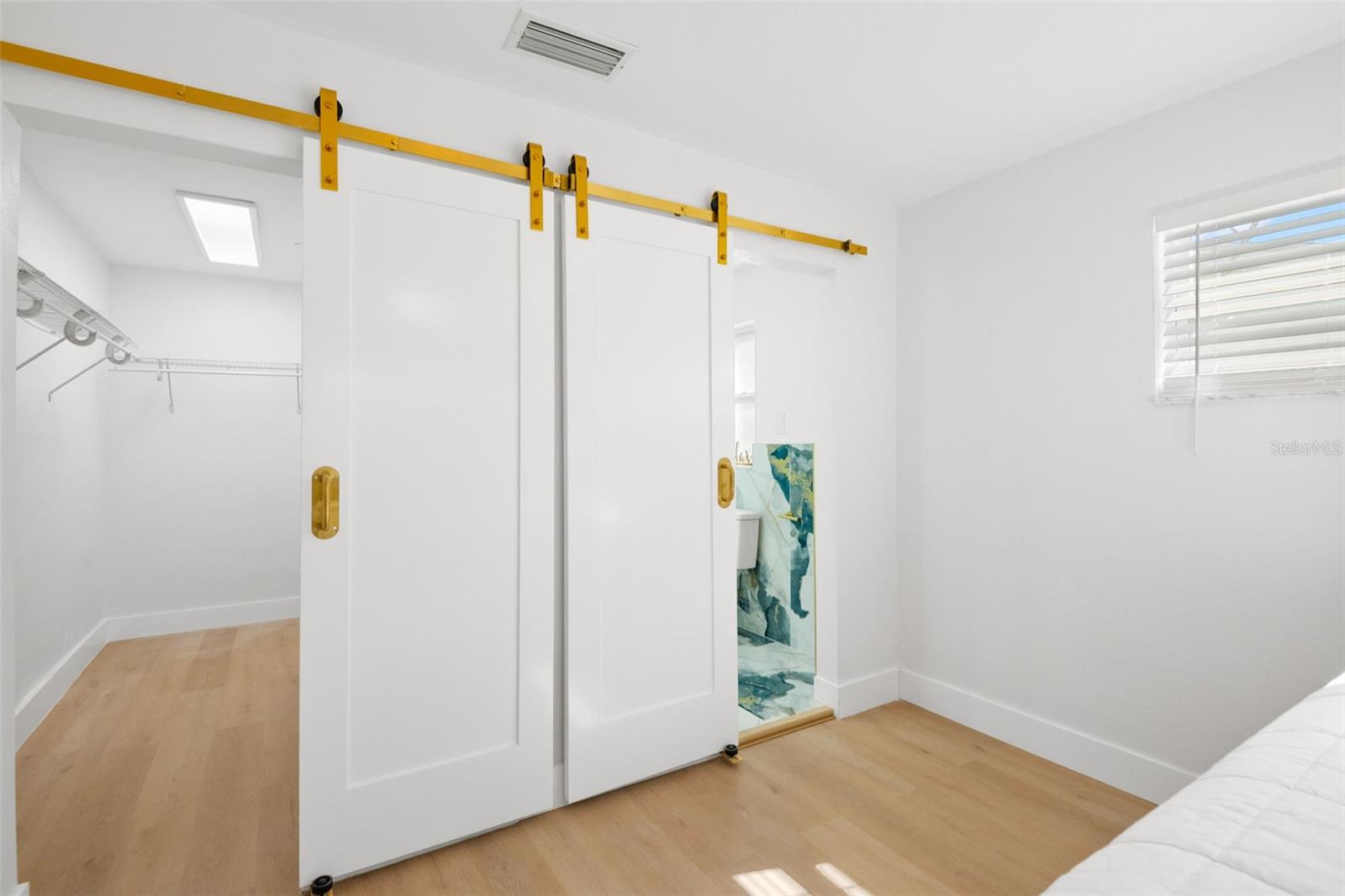 PINE CREST ESTATES - Residential