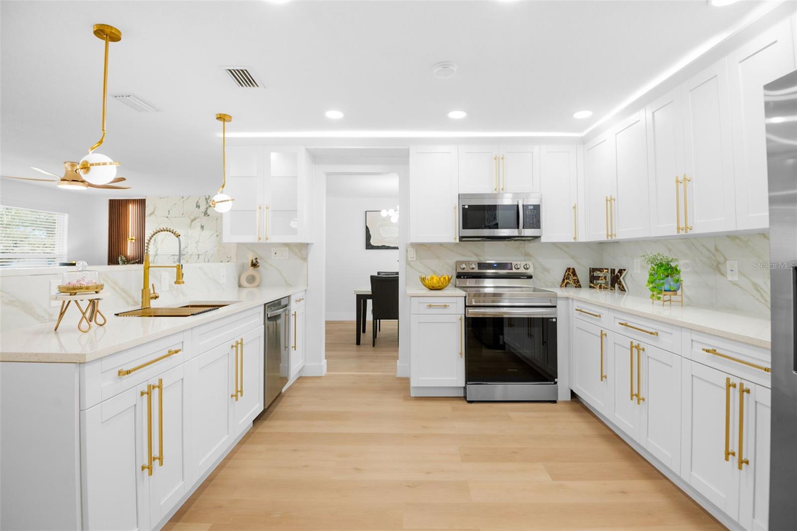 PINE CREST ESTATES - Residential