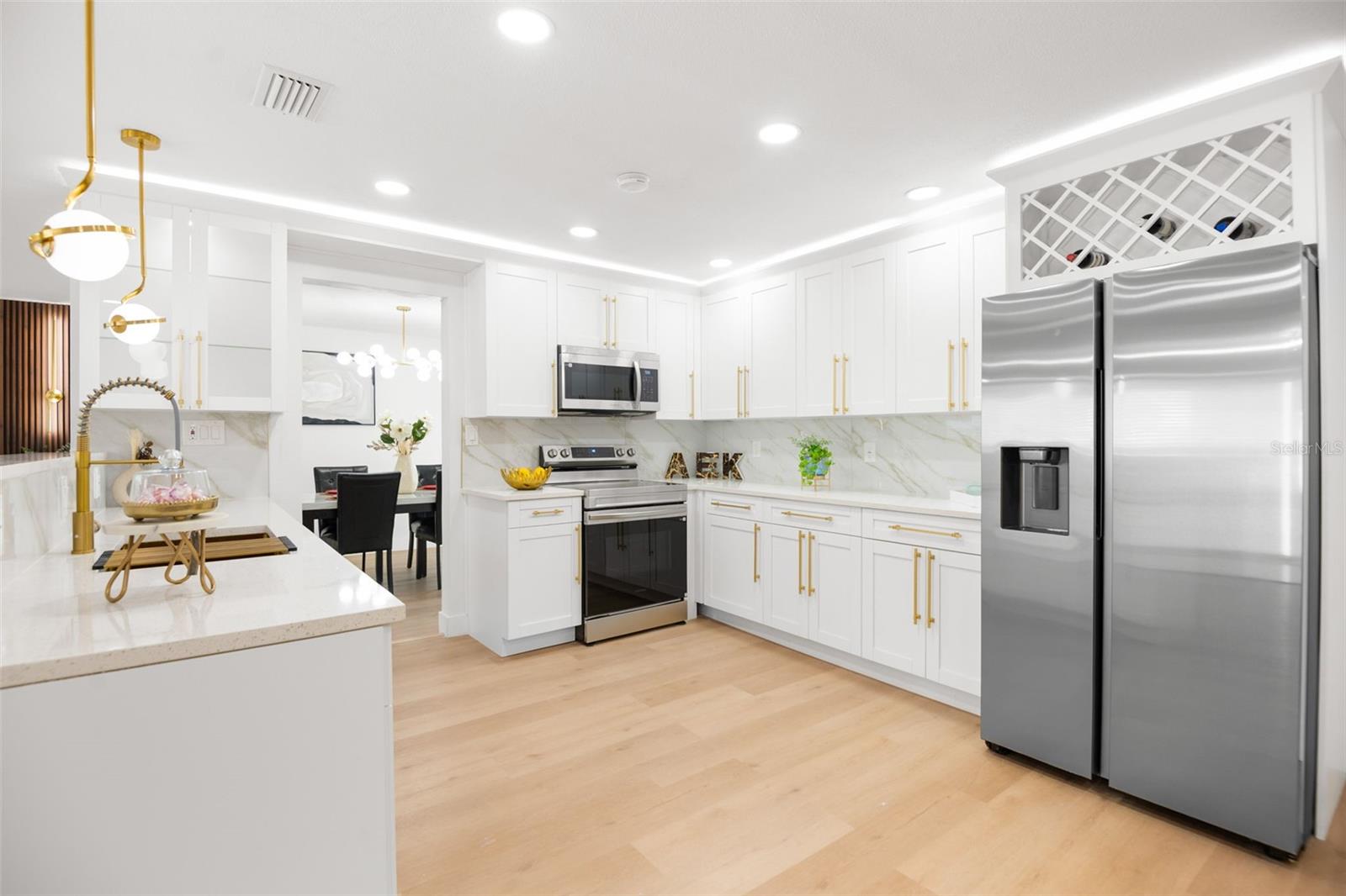 PINE CREST ESTATES - Residential