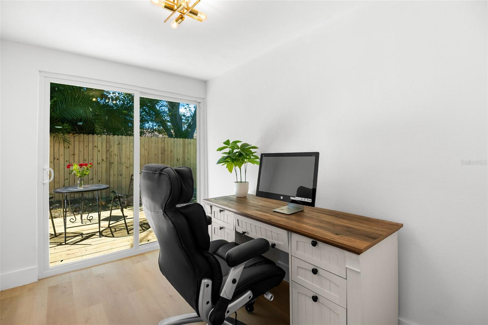 PINE CREST ESTATES - Residential