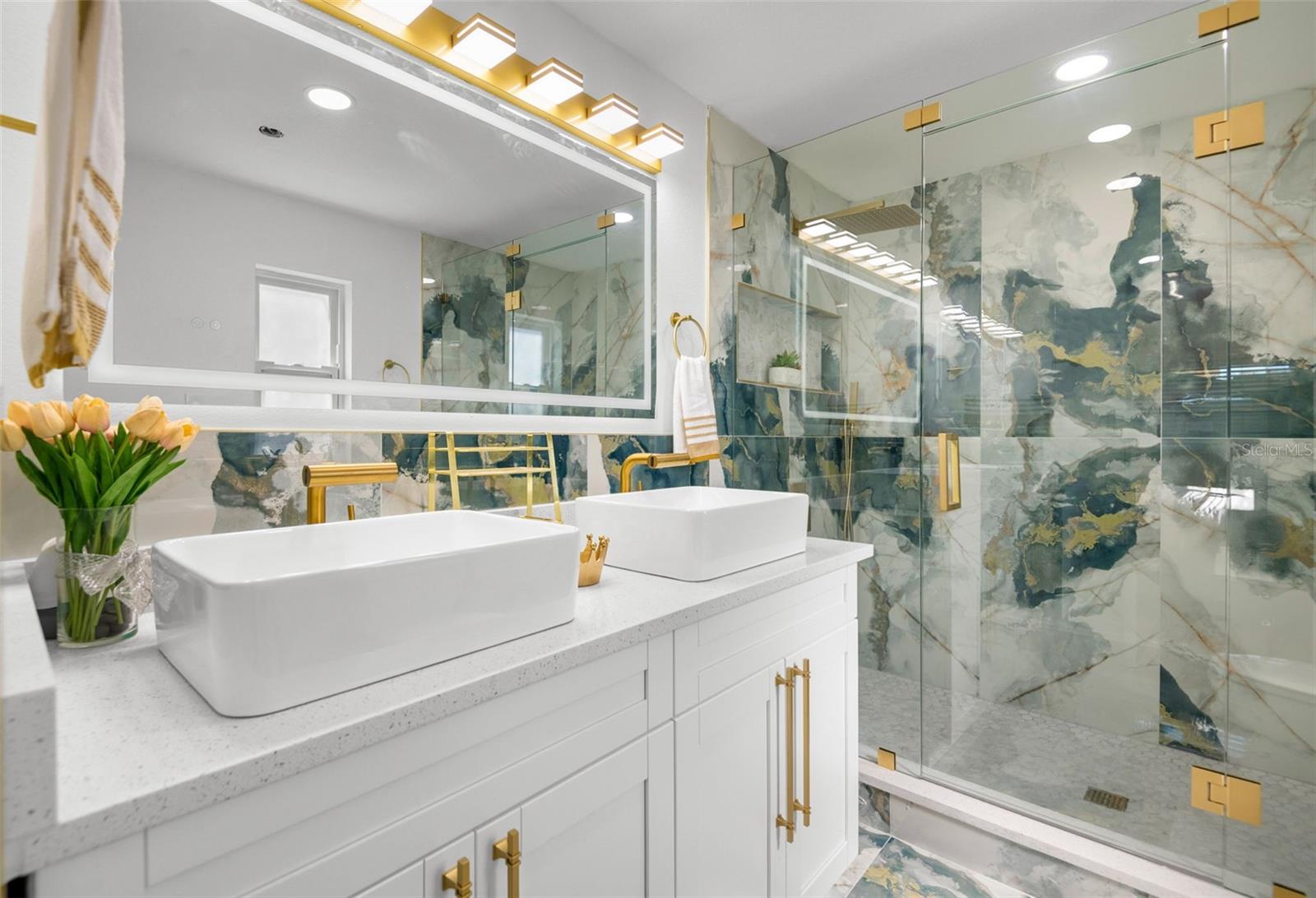 PINE CREST ESTATES - Residential