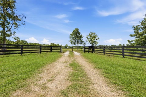 Tiny photo for 14433 Lake Yale Road, Umatilla, FL 32784 (MLS # G5112955)