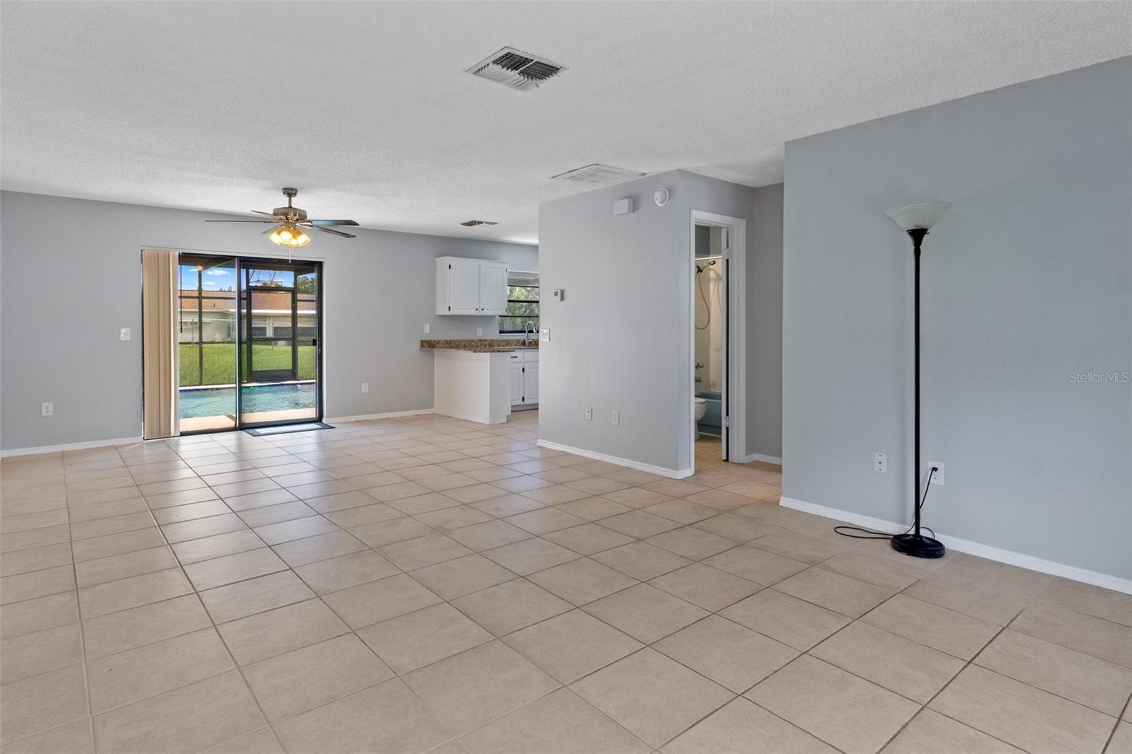 SPRING HILL - Residential