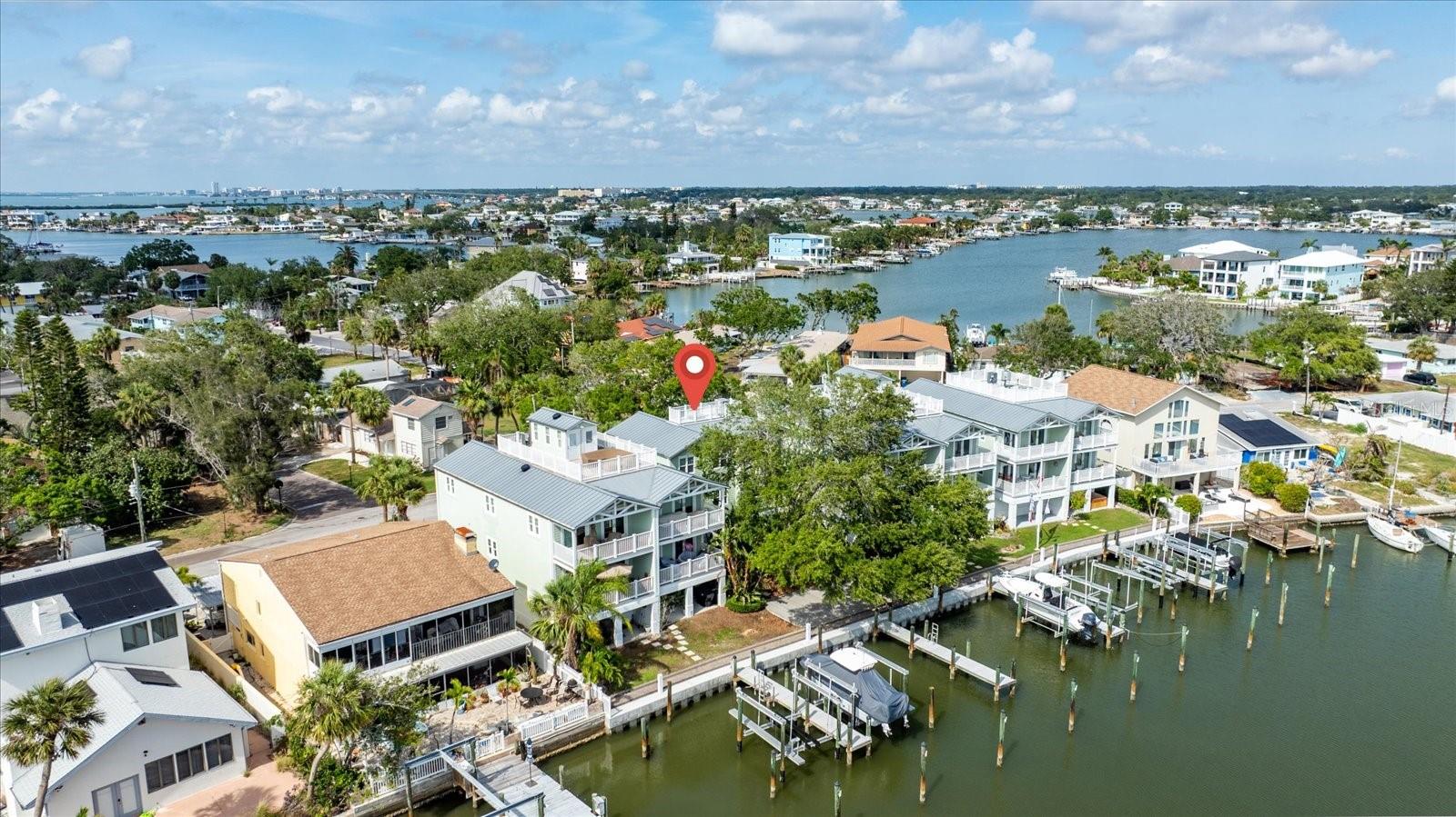 BAYSIDE OAKS - Residential