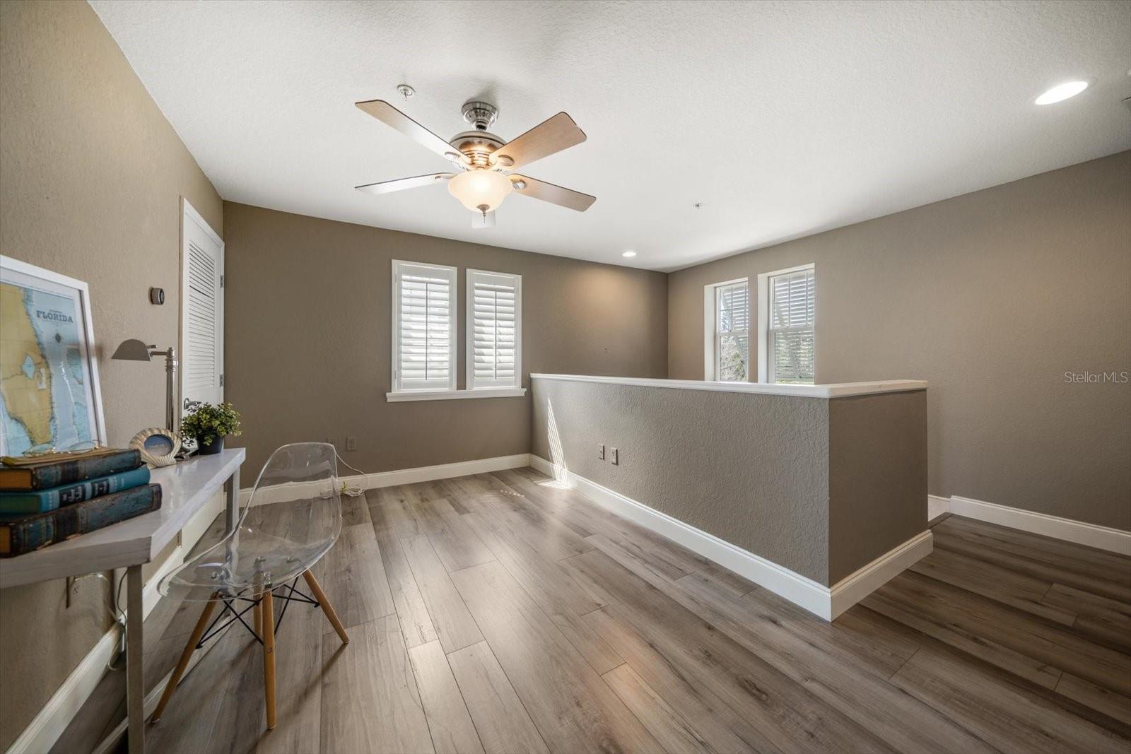 BAYSIDE OAKS - Residential