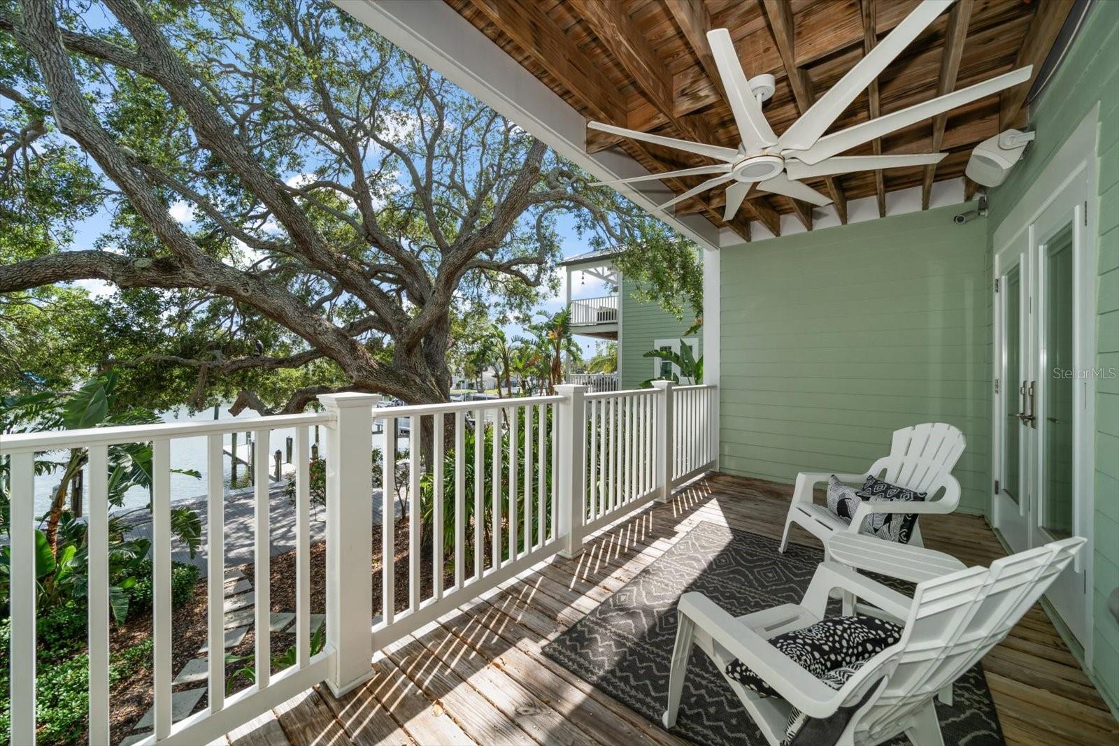BAYSIDE OAKS - Residential
