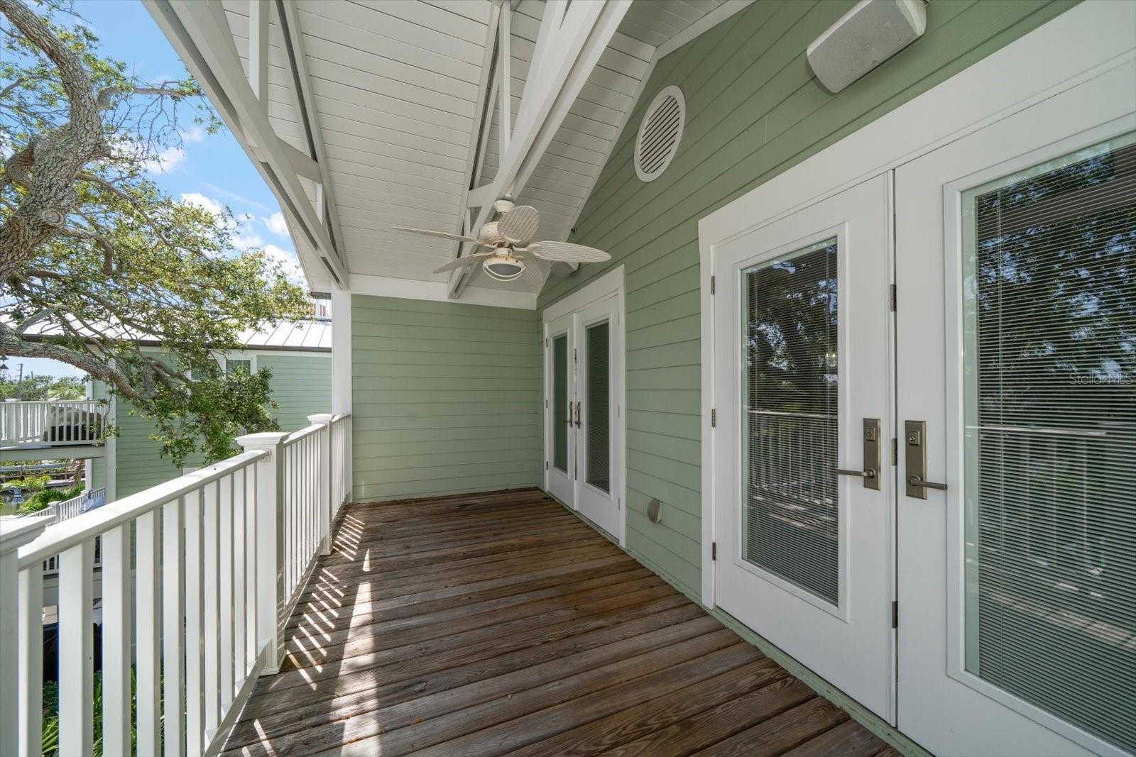 BAYSIDE OAKS - Residential