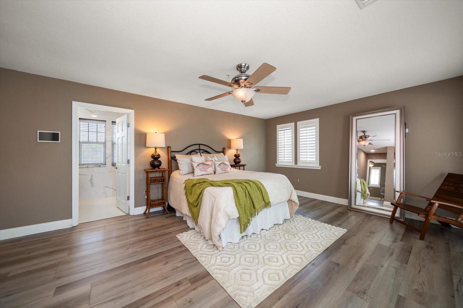 BAYSIDE OAKS - Residential