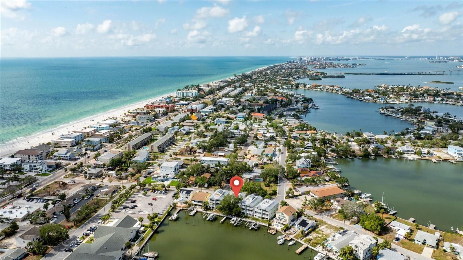 BAYSIDE OAKS - Residential