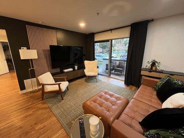 Photo of 406 S Cedar Avenue #107, Tampa, FL 33606 (MLS # TB8533099)