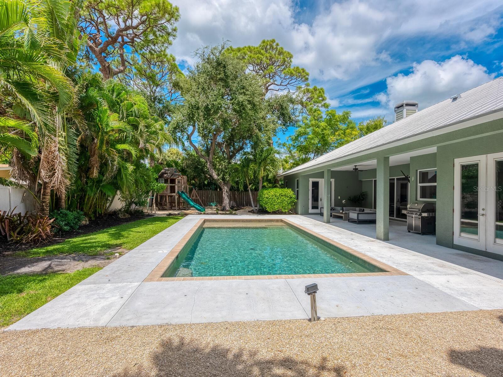 NICHOLS SARASOTA HEIGHTS - Residential