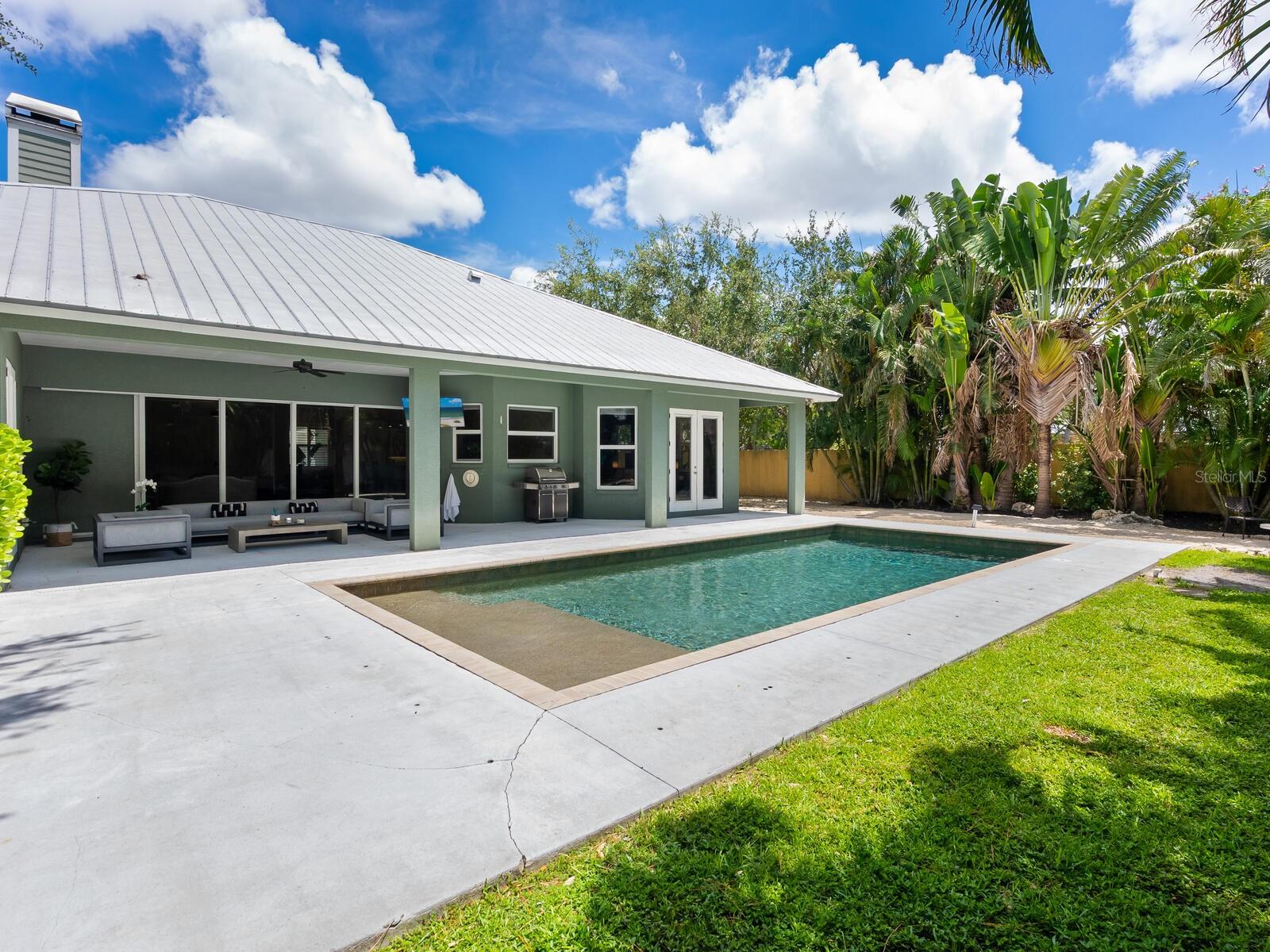 NICHOLS SARASOTA HEIGHTS - Residential