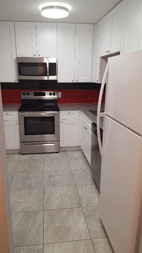 SHORE COLONY CONDO - Residential Lease