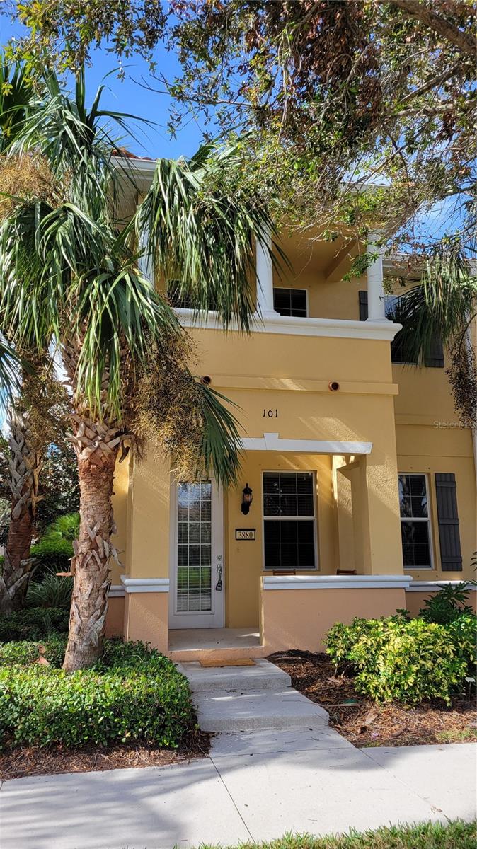 Seasonal/short term rental Spacious, light filled Mediterranean inspired townhome in peaceful enclave looking out on a lake, yet conveniently located. This townhouse is an end unit which means more windows for an abundance of sunlight. The floor plan is open for easy family time and entertaining. The kitchen is roomy with solid wooden cabinetry topped by solid surface counters, with breakfast bar, has a pantry and brand new appliances. All bedrooms are upstairs and are spacious, and two bedrooms have walk in closets. The laundry room is on the first floor, with a powder room and a rear facing garage. The community amenities are abundant starting with a resort style heated pool with cabana, playground, tennis courts, BBQ grill and out door dining and gazebo overlooking the lake. This community surrounds a lake and is just north of University Parkway so you are a short drive to the grocery store, casual and fine dining, shopping, I-75 access, Sarasota Airport, downtown Sarasota, with theater, opera, museums and close to the beach. This community is governed by a homeowners association. Approval may include an application, background screening, fees, and an approval process. Contact the agent for details. Available December 1, 2025 for high season. Come enjoy the Florida sunshine and have a wonderful vacation-call today to schedule!