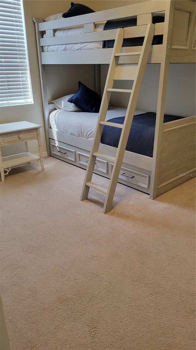 SAN MICHELE AT UNIVERSITY COMMONS - Residential Lease